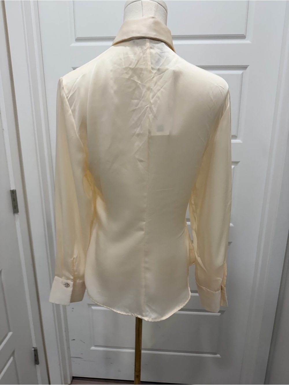 Zara Women's Cream Bow Tie Button-Down Blouse NWT - Picture 4 of 11